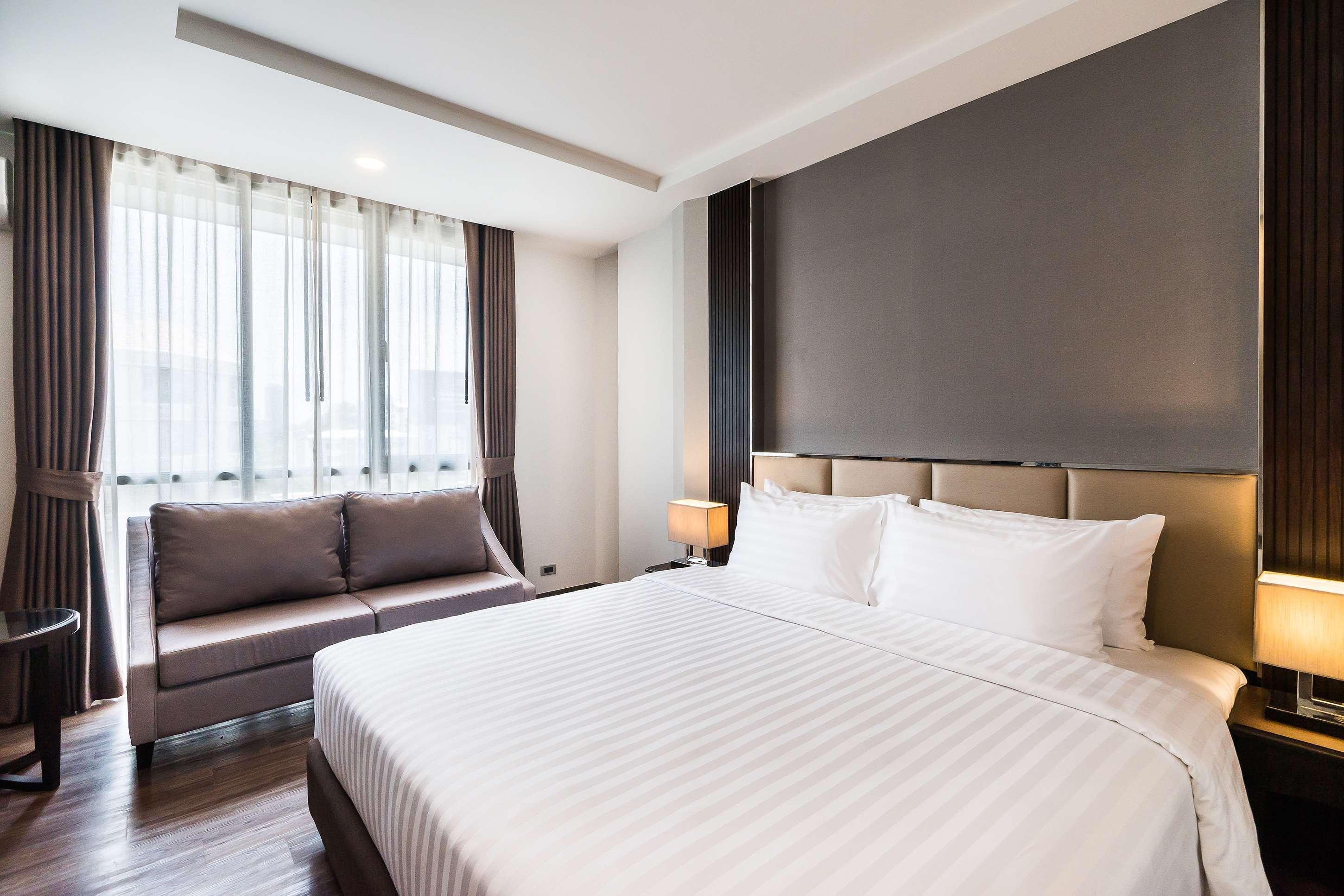 Surestay Plus By Best Western Sukhumvit 2 Bangkok Esterno foto